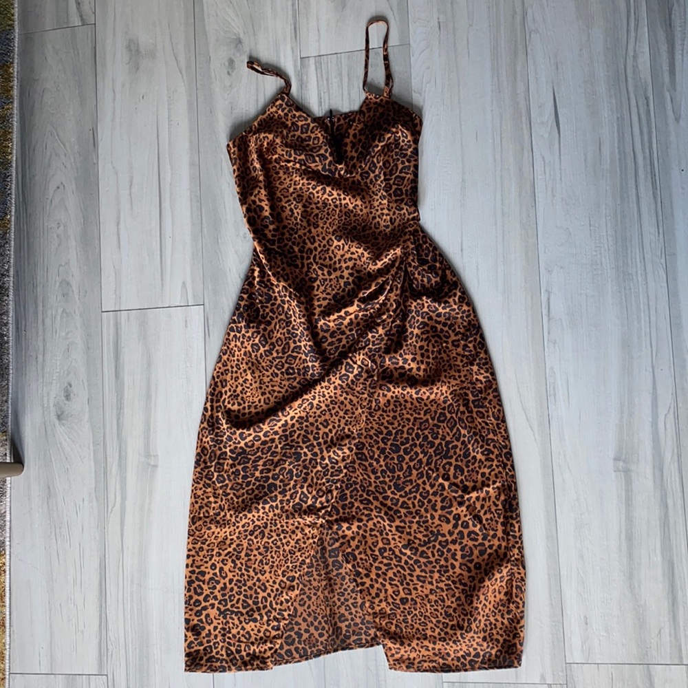 Leopard dress - size M